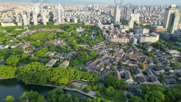 航拍浙江宁波天一阁月湖景区图片-包图网企业站