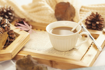 一杯咖啡秋季素材图片