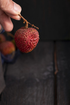 一颗荔枝夏天水果图片