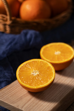 水果橙子暗调光影背景