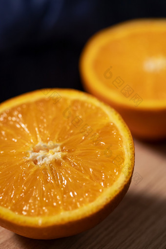 酸甜水果<strong>橙</strong>子暗调光影图片