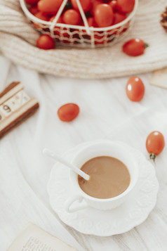 咖啡圣女果早餐创意水果图片