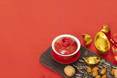 红色茶碗春节喜庆图片