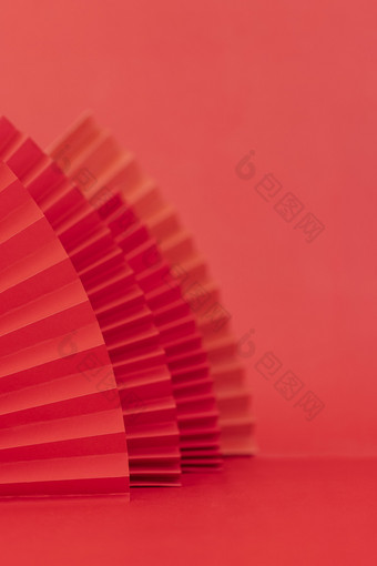 红色折扇中式光影背景