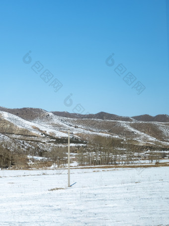 冬天雪后的农田