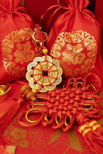 梅花钱<strong>中国</strong>结<strong>新春</strong>福袋图片