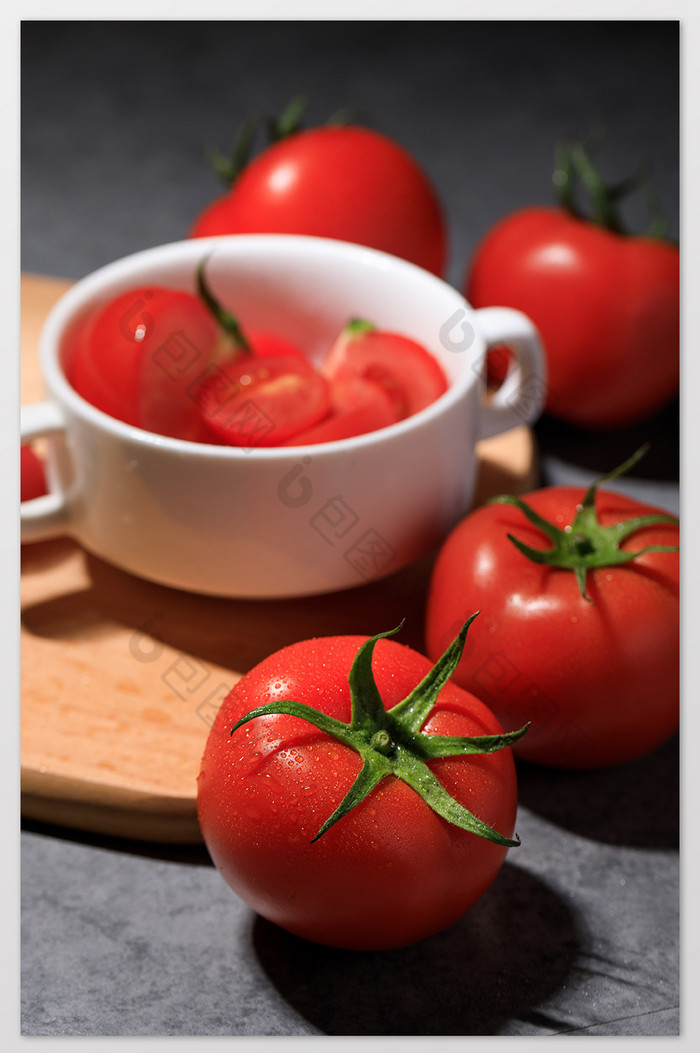 鲜红成熟番茄创意场景摄影图片图片