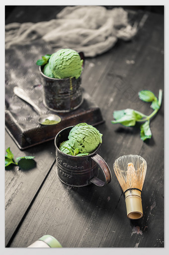 夏天绿色冰淇淋抹茶味清新做旧摄影图片