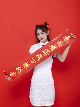 女性白底红底拜年祝福节日人像图片