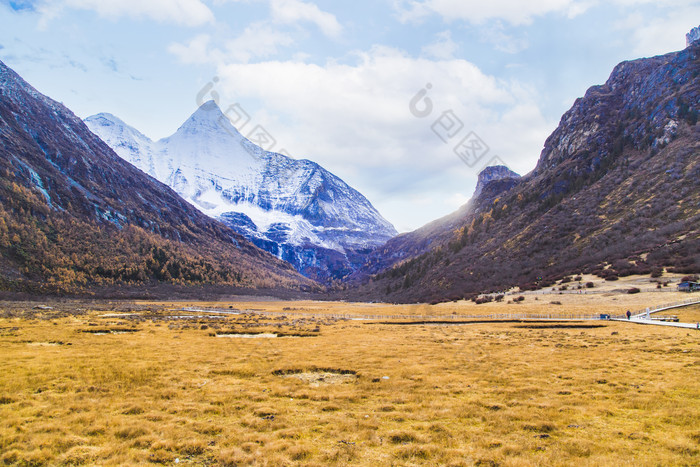 四川稻城亚丁的风景