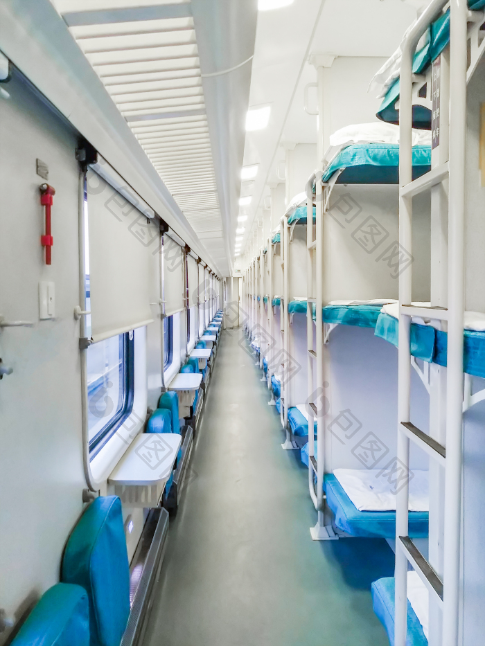 火车卧铺硬卧空间图片-包图网企业站