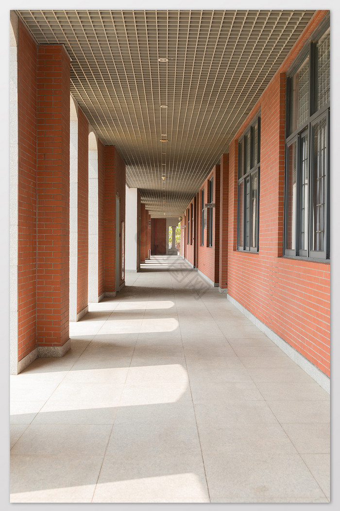 学校教学楼建筑走廊摄影图片
