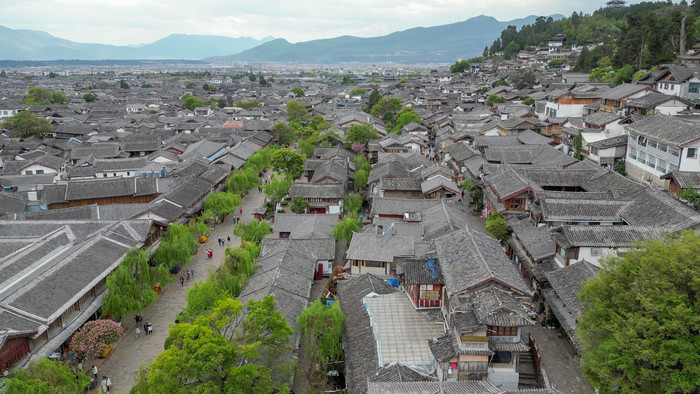 航拍云南丽江古城玉河广场丽江古城大水车