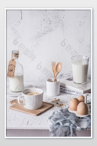 亮调北欧牛奶鸡蛋早餐美食摄影图片