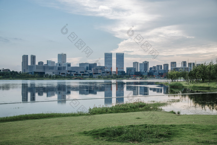 成都兴隆湖建筑风光