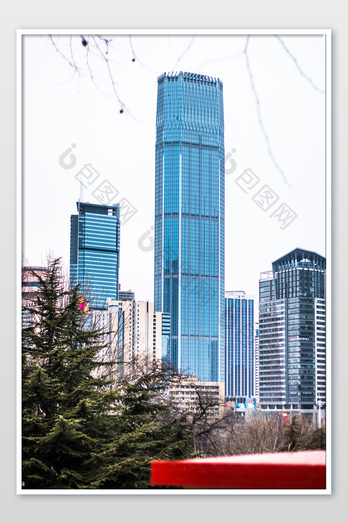 城市建筑蓝色大气摄影图