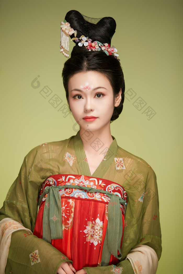 大唐风韵女性古装妆容造型图片-包图网企业站
