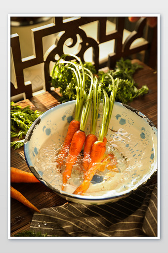 带叶新鲜萝卜食材美食摄影图片