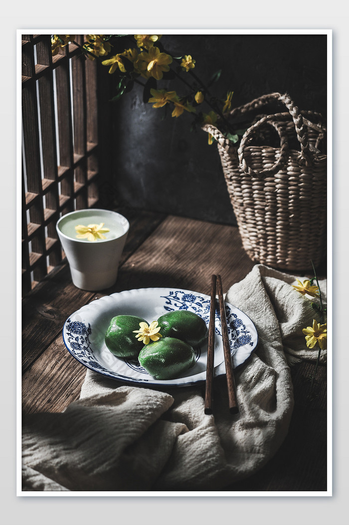 清明中式青团糕点静物摄影图片图片