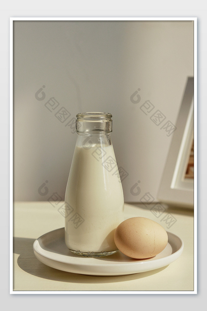 牛奶鸡蛋营养早餐海报摄影图片