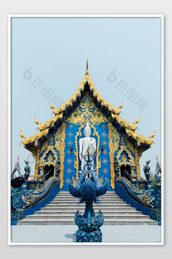 蓝色大气泰国庙宇建筑摄影图片