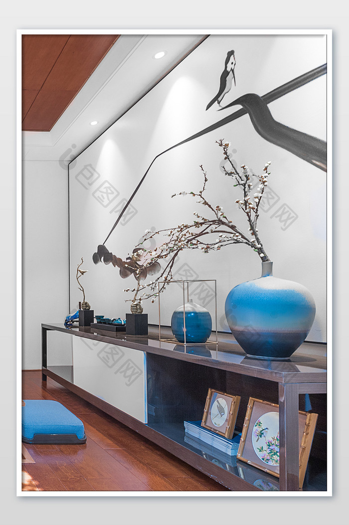 灵动优雅的新中式会客厅家居摄影图
