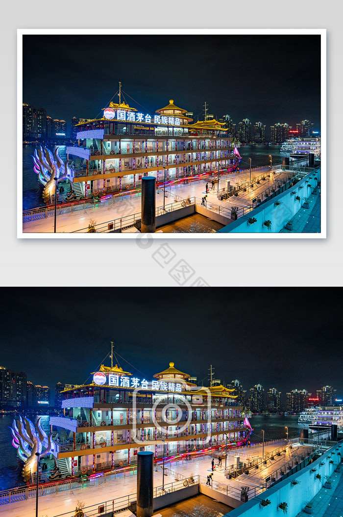 上海外滩黄浦江轮渡夜景摄影图