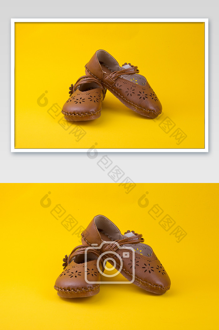 可爱棕色童鞋摄影图