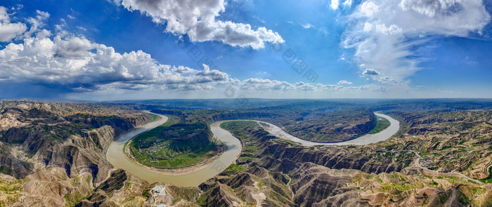 山西临汾黄河乾坤湾河道晴朗自然场景