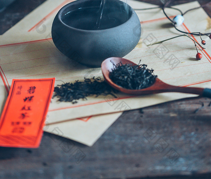 中国风茶叶文化倒茶烟雾摄影手机壁纸