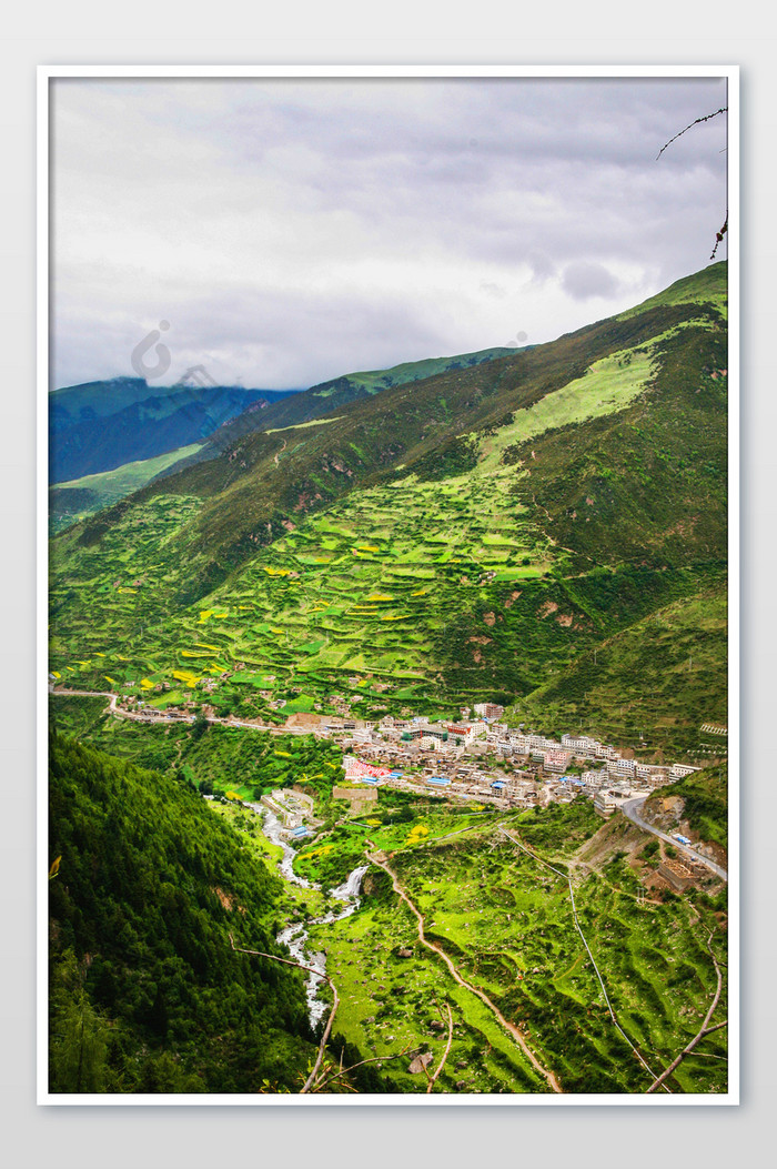 四川四姑娘山自然景观高山青山摄影图