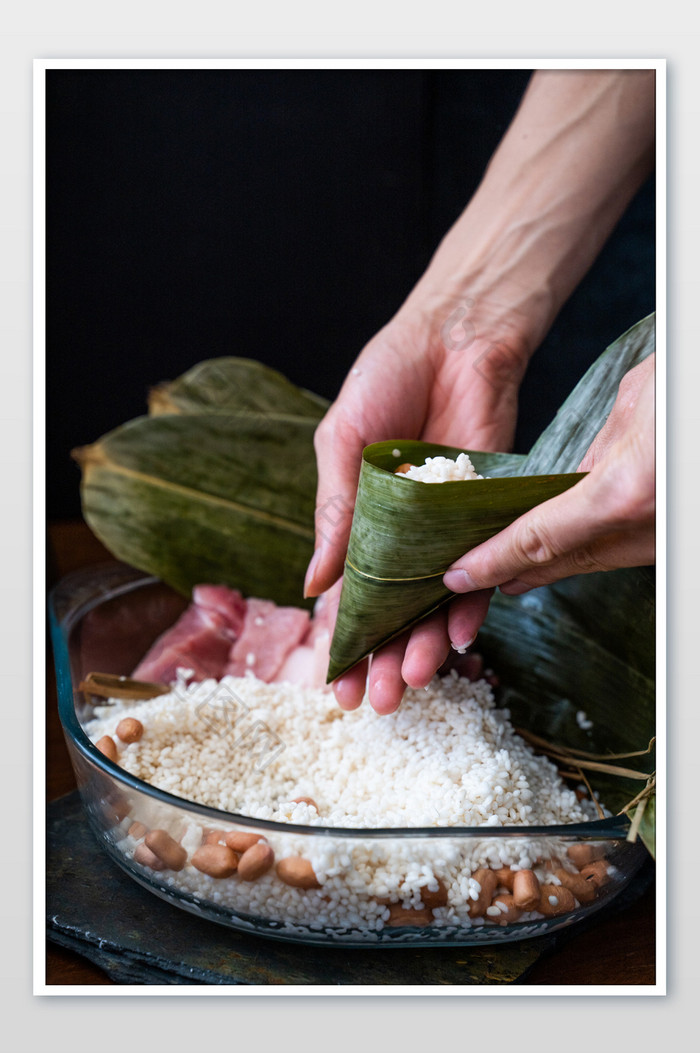 美食端午节包粽子传统习俗营养高清图摄影图