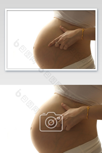孕妇怀孕孕肚特写LOVE系列字母L摄影图图片