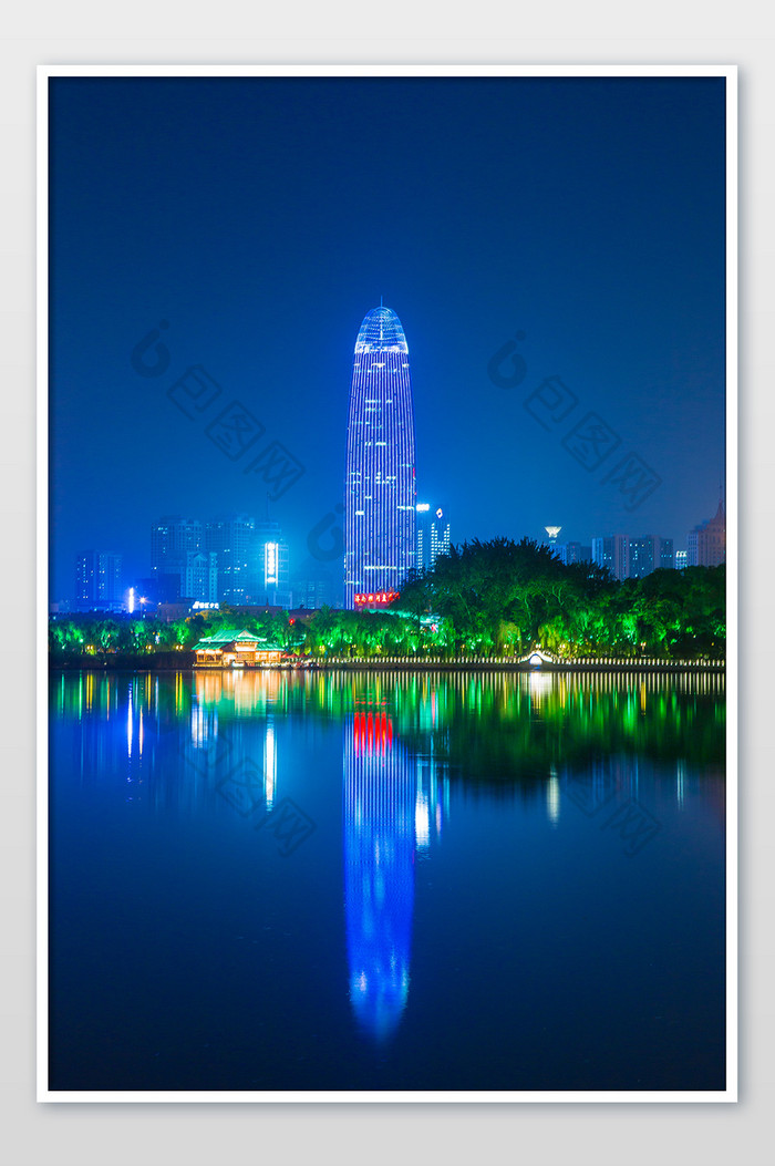 清新济南地标夜景摄影图
