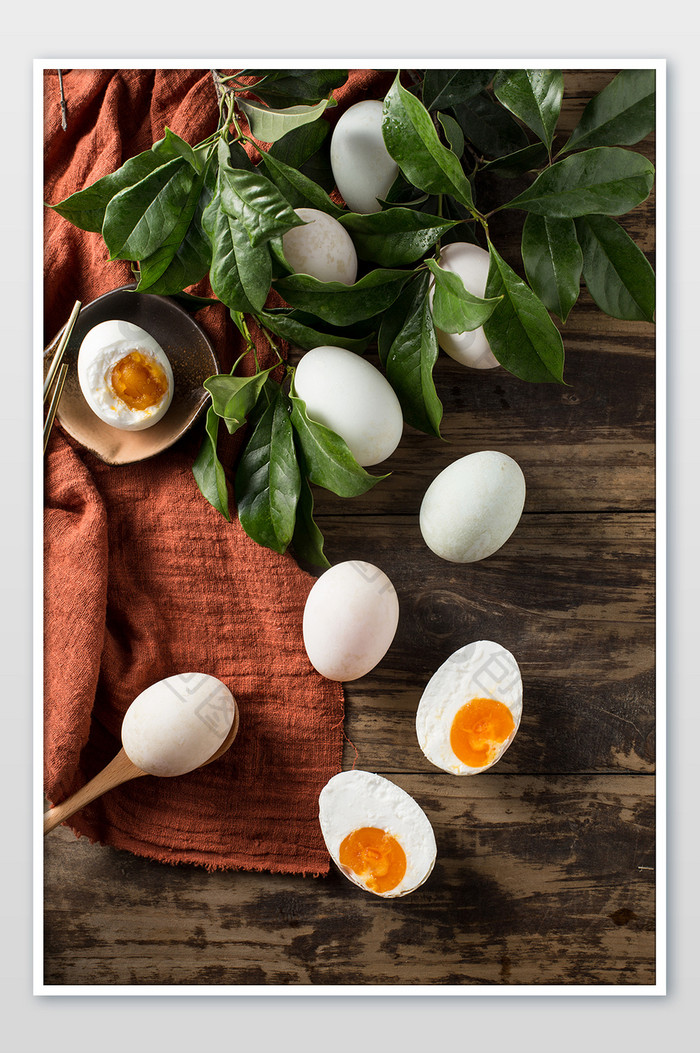 高清传统美食咸鸭蛋摄影图