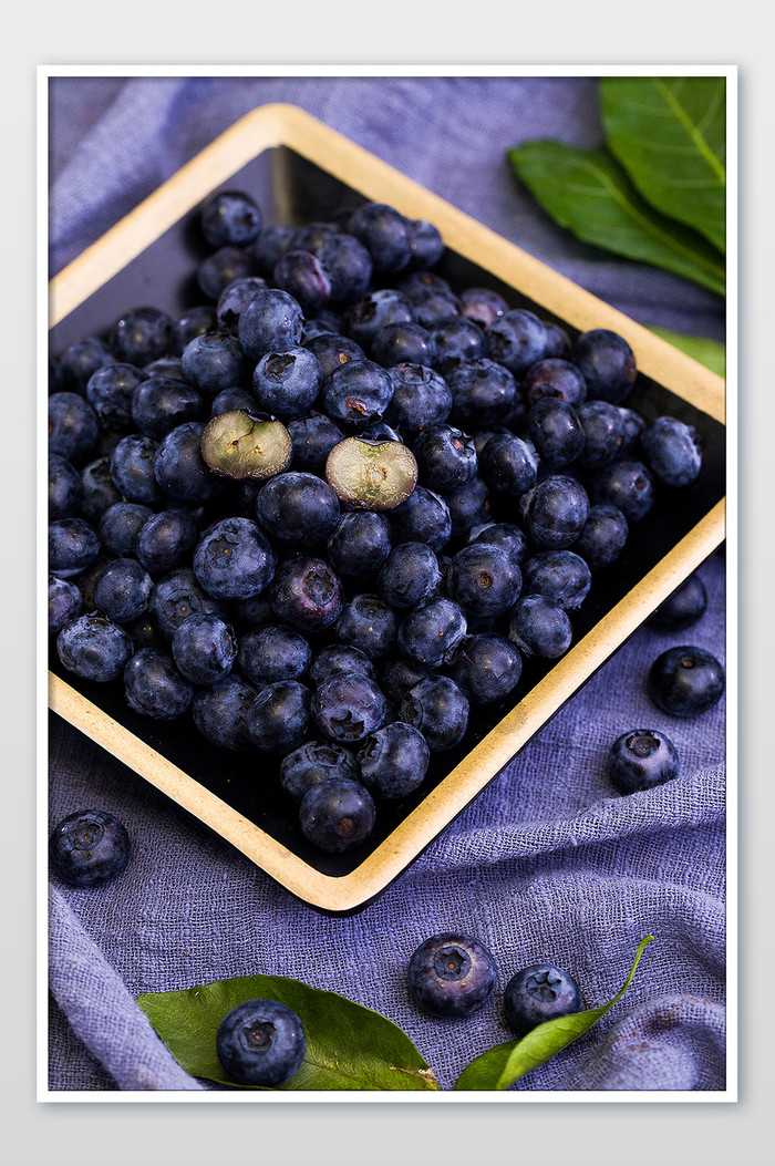 酸甜蓝莓多汁水果竖版
