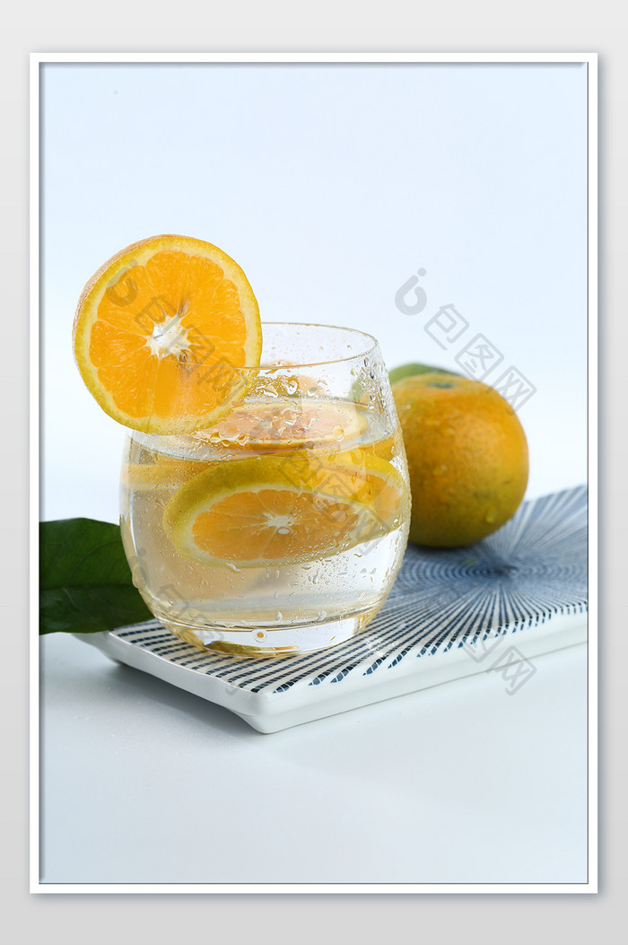 新鲜水果美食夏橙汁摄影图