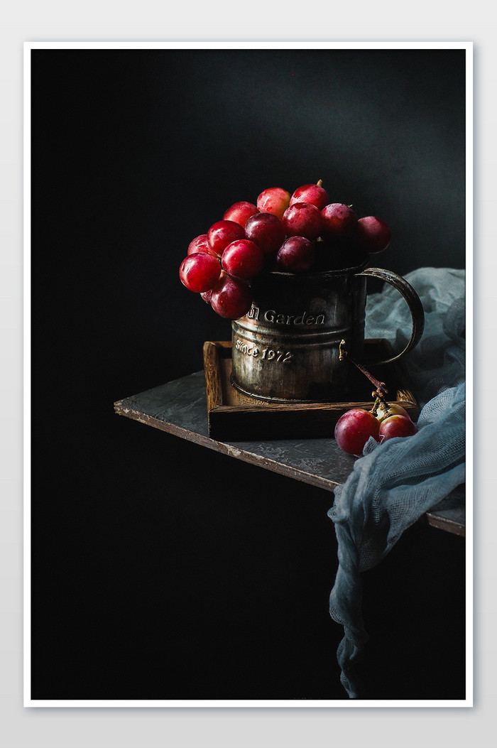 暗调油画气质葡萄美食摄影图片2