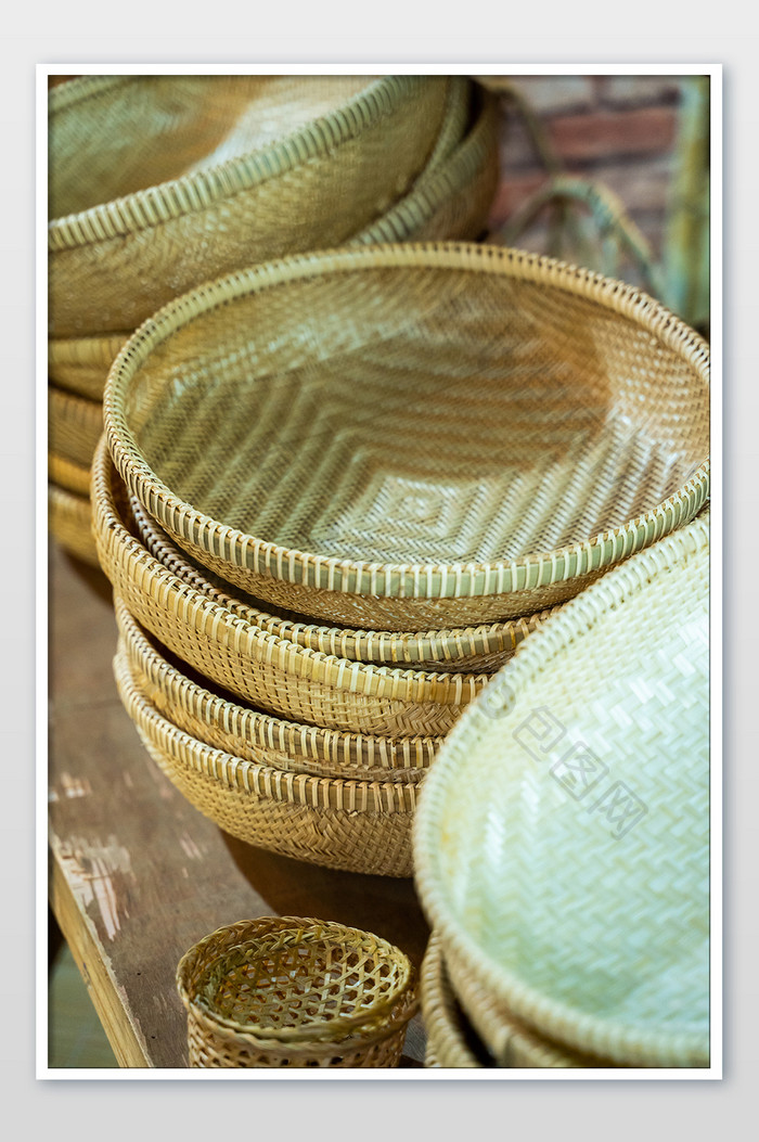 中国传统手工艺竹制品摄影图