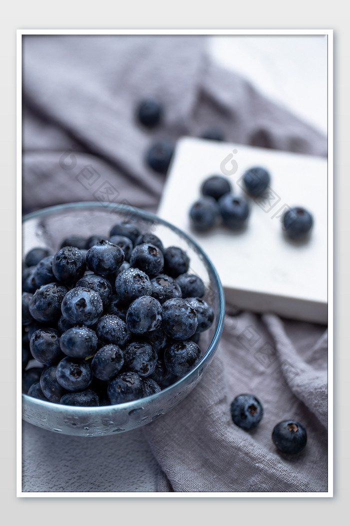 简约大方蓝莓浆果俯视摄影图片