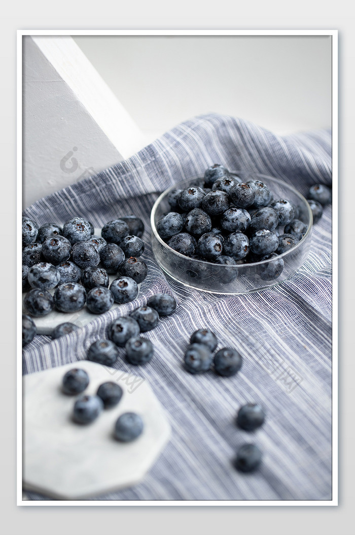 高营养价值水果蓝莓浆果创意摄影图片