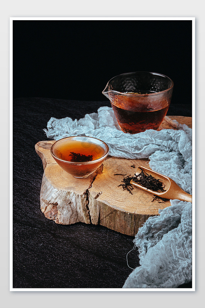 中式茶道茶盏茶叶摄影图片
