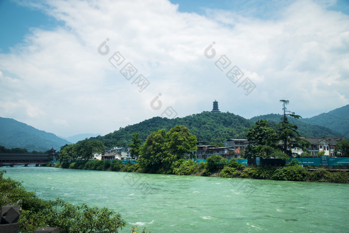 四川成都都江堰玉垒山风景