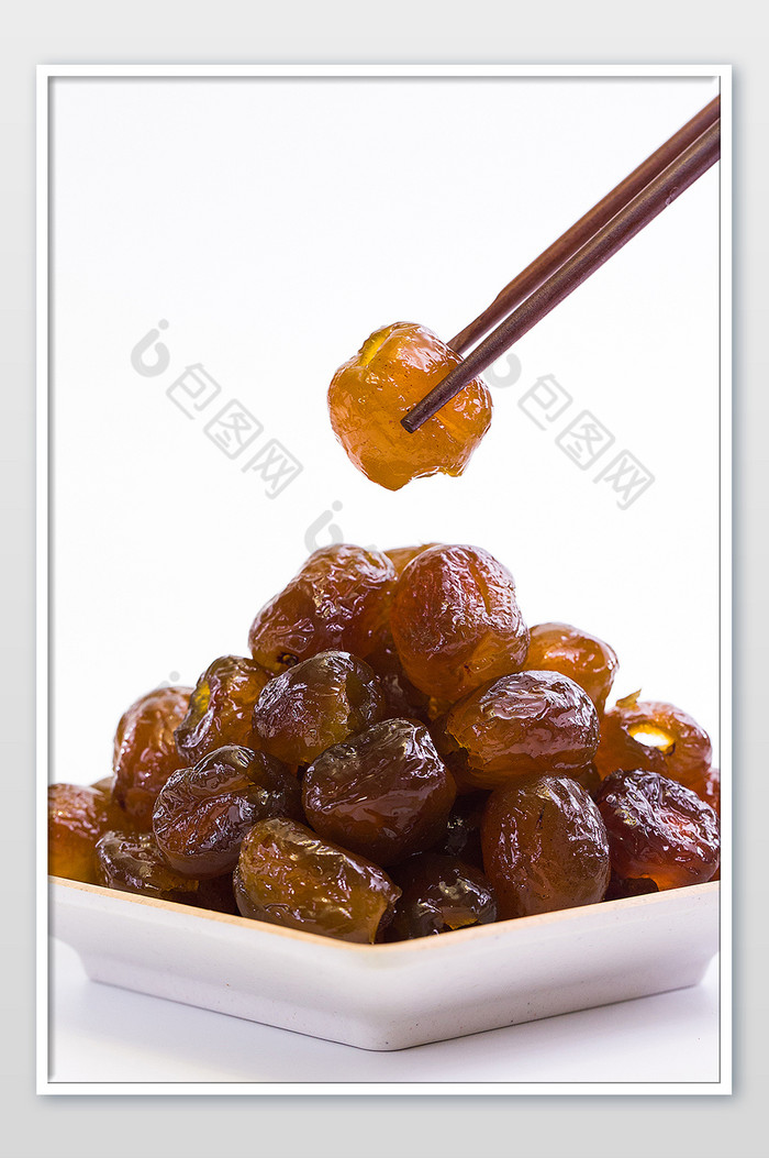 端午节筷子夹起蜜枣甜枣粽子图片图片