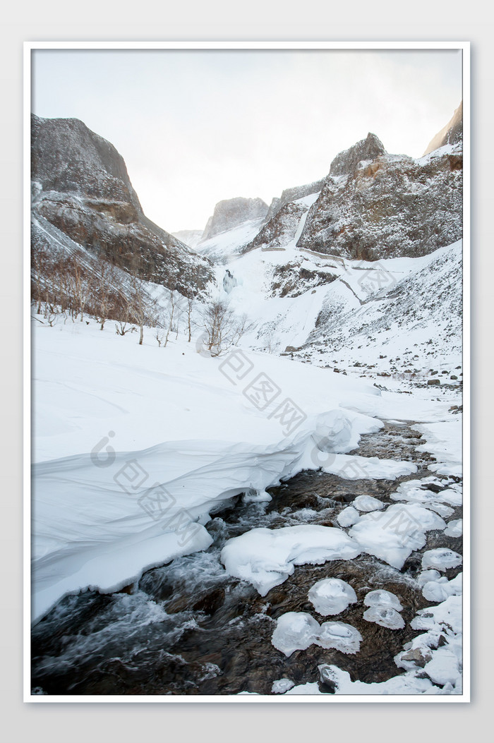 长白山冰雪风光竖版摄影