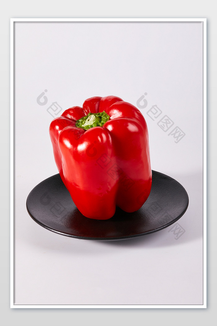 红色彩椒新鲜蔬菜白底美食摄影图片