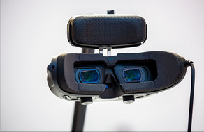 电子虚拟现实技术VR眼镜图片