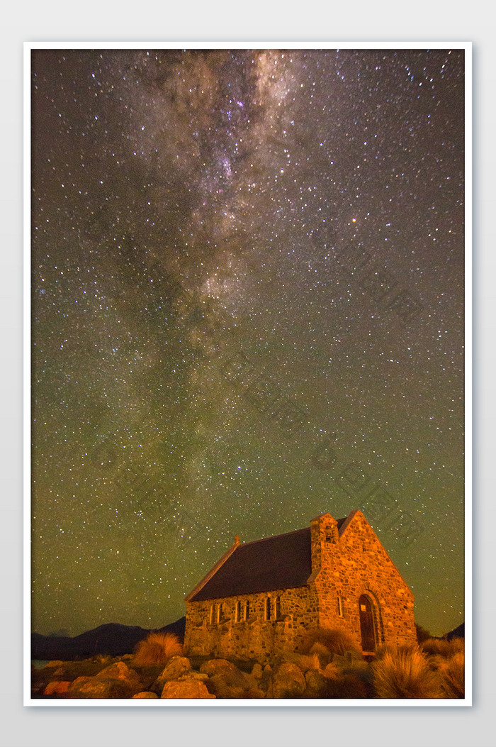 新西兰牧羊人教堂星空极光摄影图片