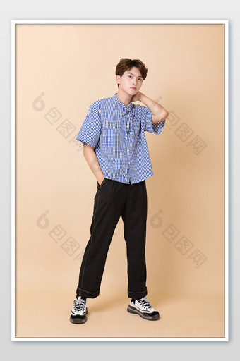 男性时装服装全身照人像