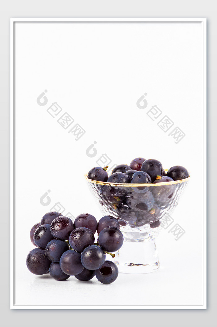 高清水果美食葡萄白底摄影图片